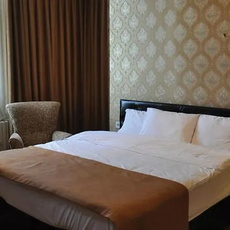Tre Suites By Mayer Appart hôtel 3*